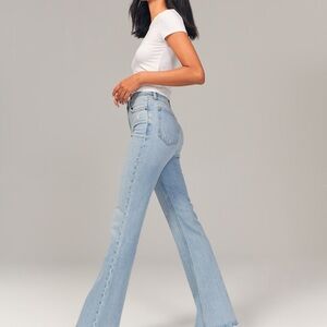 Abercrombie & Fitch The Vintage Flare High Rise Jeans Size 26/ 2 S Curve Love